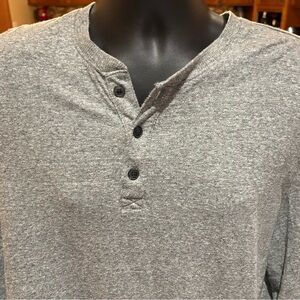 Marine Layer men’s henley. Sharp Gray heather.